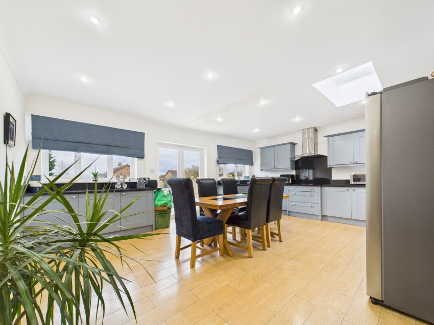 Images for Bath Road, Calcot, RG31