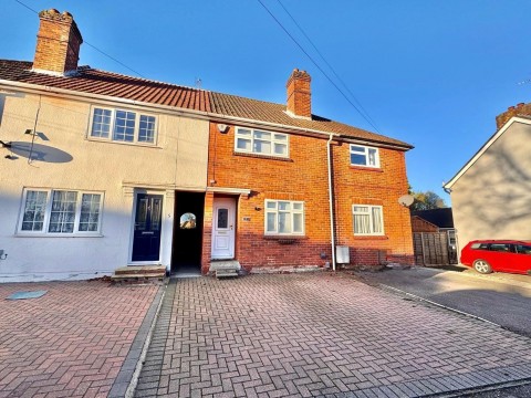 View Full Details for Chapel Hill, Tilehurst, RG31