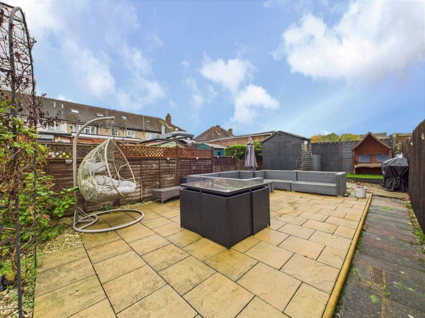 Images for Chapel Hill, Tilehurst, RG31