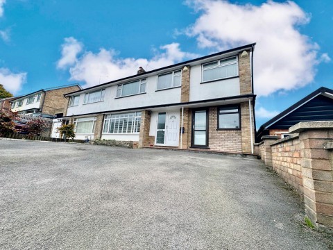 View Full Details for Berkshire Drive, Tilehurst, RG31