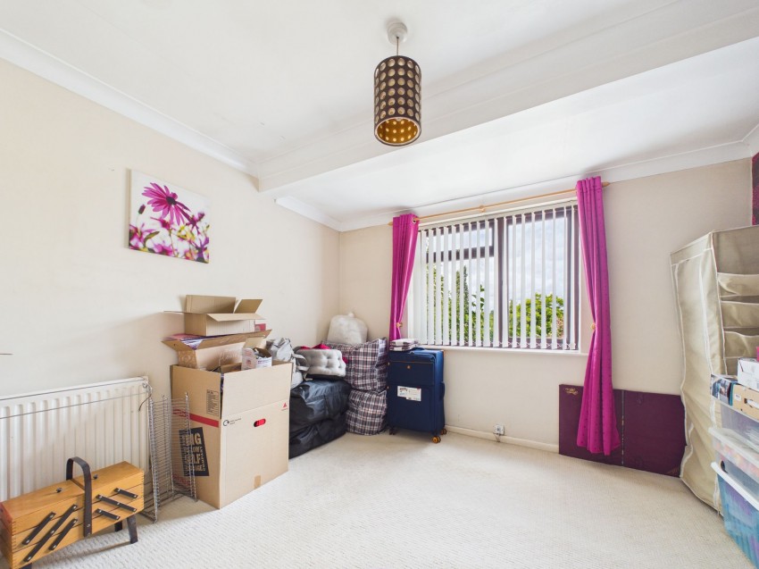 Images for Shipton Close, Tilehurst, RG31