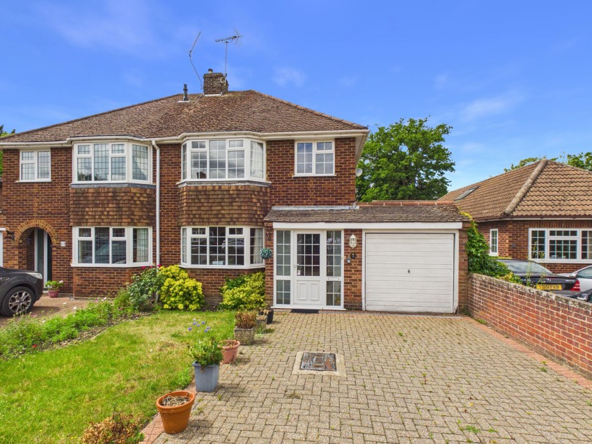 Images for Robindale Avenue, Earley, RG6
