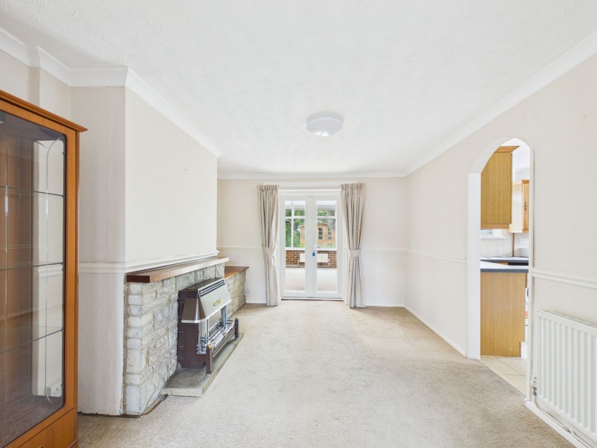 Images for Robindale Avenue, Earley, RG6