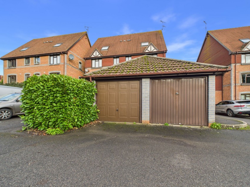 Images for Grovelands Road, Reading, RG30