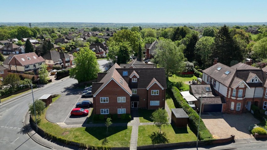 Images for Elm Road, Earley, RG6