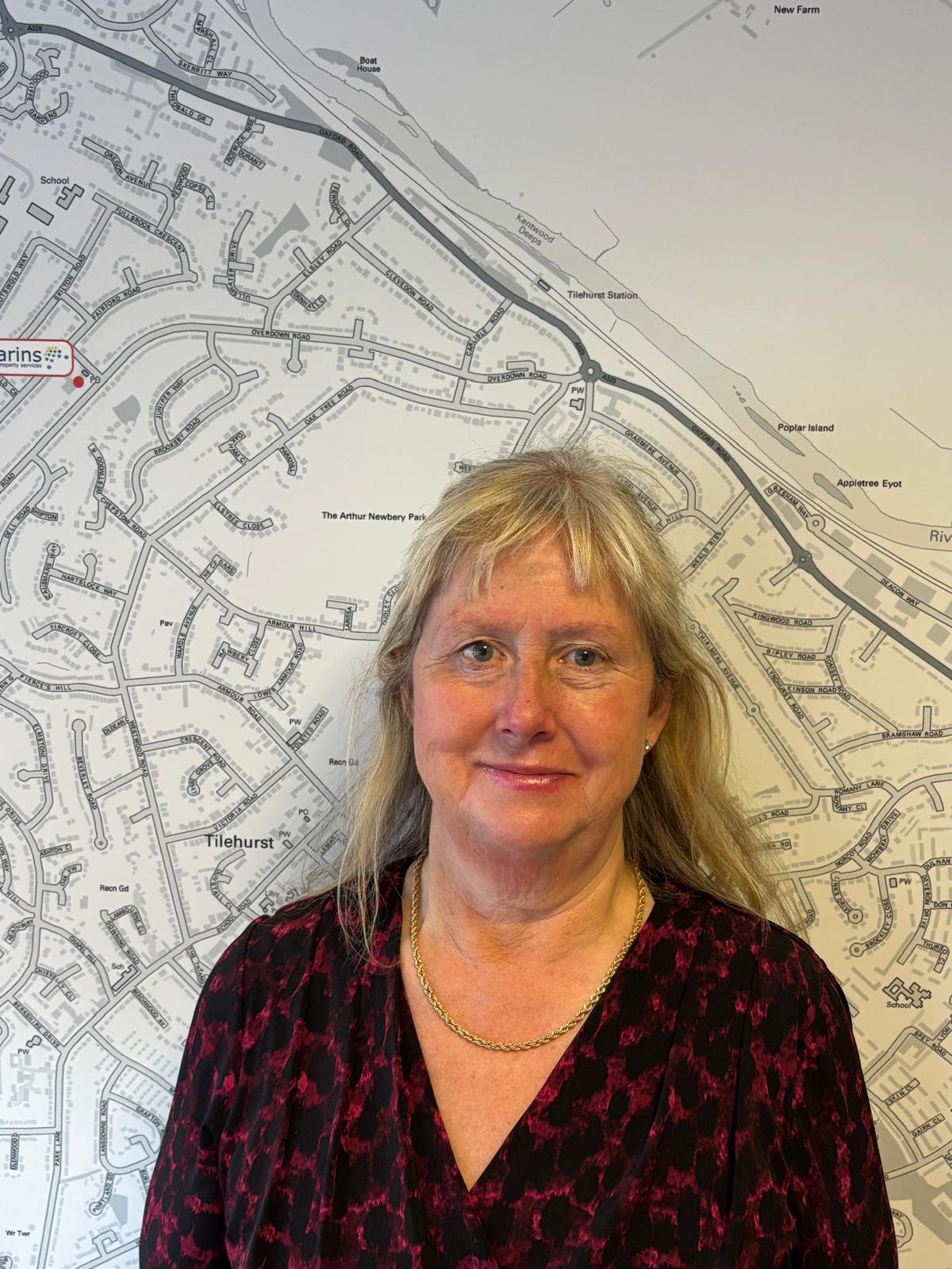 Deborah Peddle, Viewing Assistant