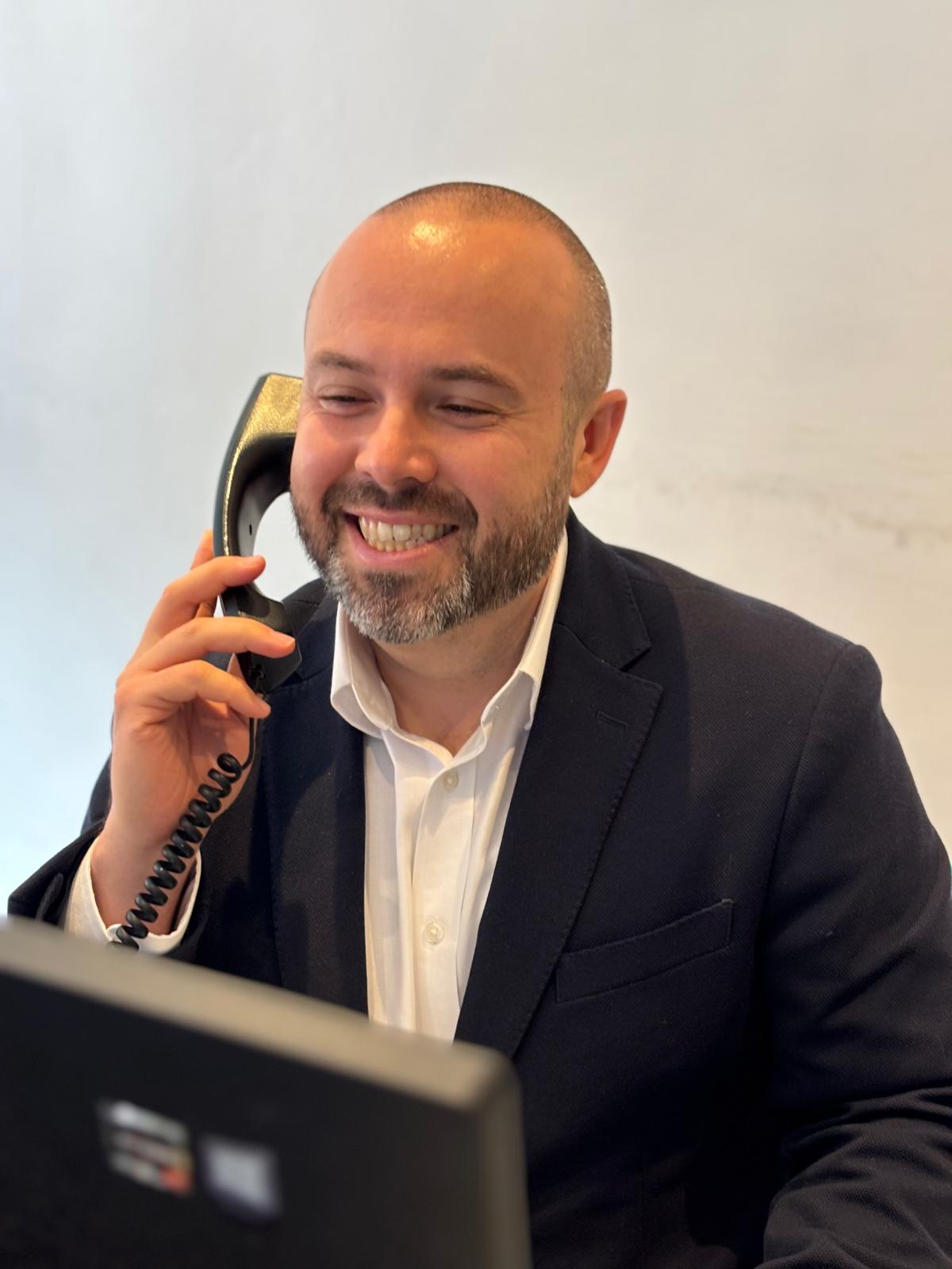 Tim Halls, Branch Manager